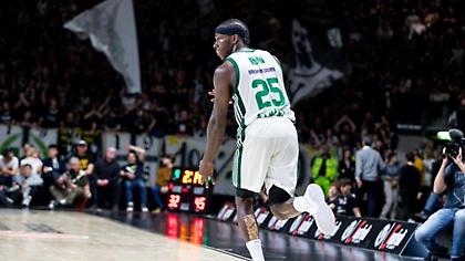 Κέντρικ Ναν: Ο Εκρηκτικός Σκόρερ που Ξεχωρίζει στον Παναθηναϊκό