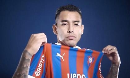 Ο Αραούχο δεν ξεχνά την ΑΕΚ: Με το «21» στην πλάτη στη νέα του ομάδα