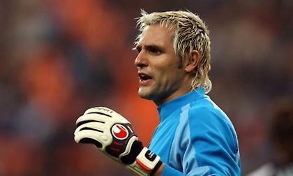 Ο Κανιθάρες υποκλίθηκε στον Κουρτουά: «Είναι ο Μέσι, ο Μαραντόνα και ο Κριστιάνο των γκολκίπερ»