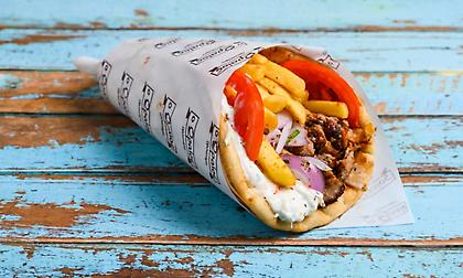 Ολοταχώς για σχεδόν 5 ευρώ το πιτόγυρο