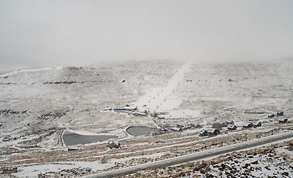 Νότια Αφρική: Σφοδρές χιονοπτώσεις, έκλεισαν δρόμοι, εγκλωβίστηκαν οδηγοί