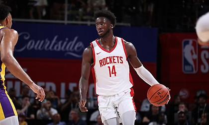 Οι Ρόκετς αποδέσμευσαν τον Έι Τζέι Γκρίφιν που σκέφτεται να αποσυρθεί στα 21 του χρόνια