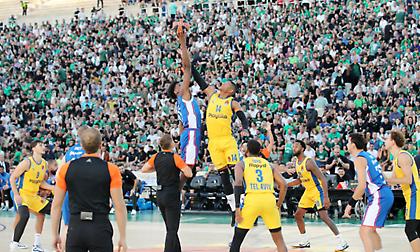 Λάρκιν: «Καταπληκτική ατμόσφαιρα στο Καλλιμάρμαρο - Τα λέμε ίδια ώρα του χρόνου;»