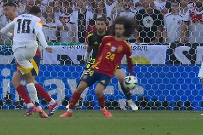 Νέες οδηγίες από την UEFA για τις παραβάσεις με το χέρι