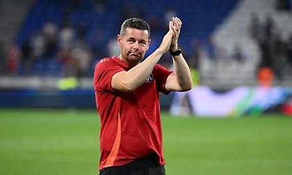 Προπονητής Λιόν: «Μεγάλη πρόκληση για εμάς να αντιμετωπίσουμε τον νικητή του Conference League»