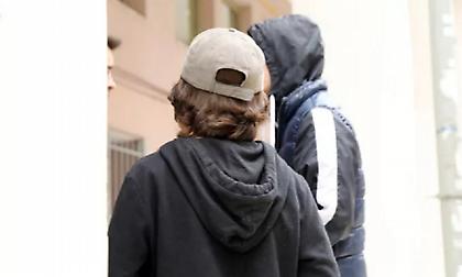 Προφυλακιστέος κρίθηκε 17χρονος για το ξύρισμα 12χρονου με φαλτσέτα σε σχολείο στην Αργολίδα