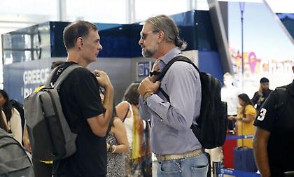 Πέταξαν πλήρεις και… παρέα για Ρόδο Παναθηναϊκός και Ολυμπιακός