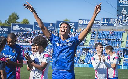 Έφτασε... Οκτώβρης για να πανηγυρίσει η Χετάφε!