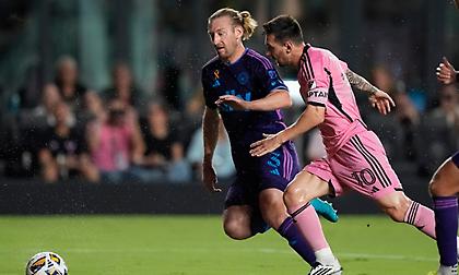 Ο Μέσι έμαθε όλες τις κινήσεις των σούπερ ηρώων, από τον Black Panther έως τον Iron-Man, για χάρη των παιδιών του!