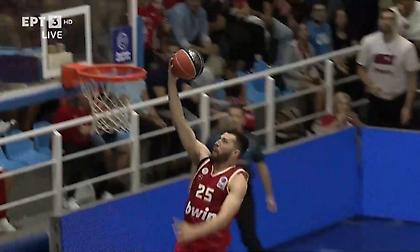 Το φοβερό play του Ολυμπιακού στη λήξη του ημιχρόνου