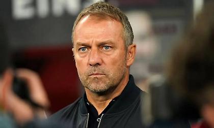 Δεν μετανιώνει για το… καταστροφικό ροτέισον στην Μπαρτσελόνα ο Φλικ