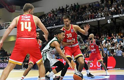 O φετινός Ολυμπιακός, o περσινός Παναθηναϊκός και δύο ομάδες στα… μερεμέτια, όπως η μπασκέτα της Ρόδου