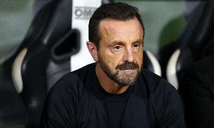 Μάντζιος στους παίκτες του Άρη: «Και στα υπόλοιπα ματς όπως στα ντέρμπι»