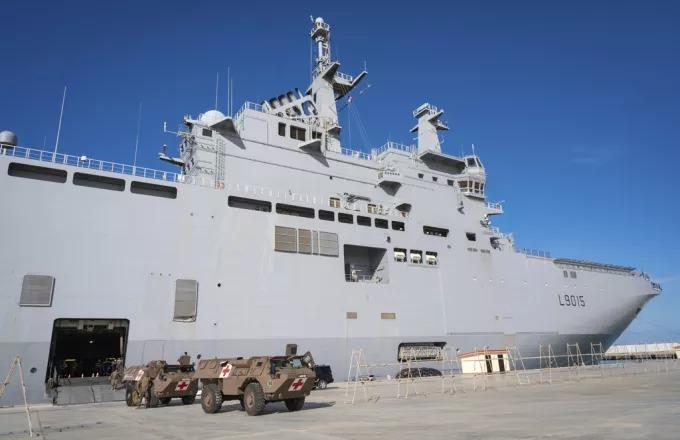 Η Γαλλία στέλνει ελικοπτεροφόρο στην Ανατολική Μεσόγειο για την εκκένωση του Λιβάνου