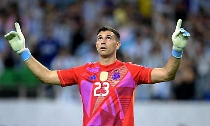 Μαρτίνες: «Ποτέ δεν είχα σκοπό να είμαι ασεβής, ζητώ συγγνώμη»