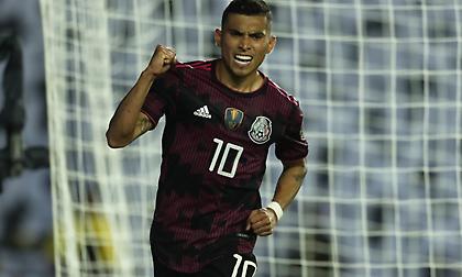 Φεύγει για Μεξικό πριν τον ντέρμπι με ΠΑΟΚ ο Πινέδα