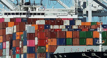 Εμφραγμα στις μεταφορές από τη μεγάλη απεργία σε 14 λιμάνια των ΗΠΑ