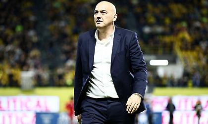 Πρόστιμο στον Ολυμπιακό, απαγόρευση εισόδου στον Κοβάσεβιτς