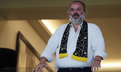 Ξανά στα Σπάτα ο Ηλιόπουλος: Ομιλία στους παίκτες της ΑΕΚ για Παναθηναϊκό, Αγρίνιο και… αποχωρήσεις