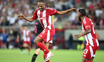 Τα γκολ του θρυλικού θριάμβου του Ολυμπιακού στο «Γ. Καραϊσκάκης»!