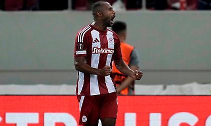 Λάθος απομάκρυνση από Αντρέ Όρτα, επικό κοντρόλ από Ζέλσον και 1-0 με Ελ Κααμπί ο Ολυμπιακός!