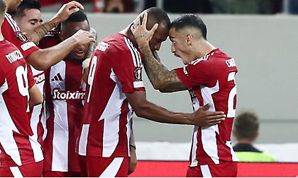 Νικολακόπουλος: «Ο Ολυμπιακός χρειάζεται… φορτιστή και αντικαταστάτη του Τσικίνιο»