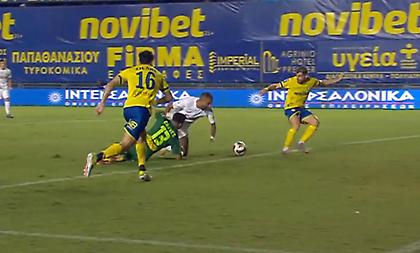 ΑΕΚ για τη φάση του πέναλτι στο Αγρίνιο: «Υπάρχει μεγάλο πρόβλημα, ο κόσμος βλέπει...»