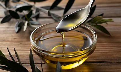 Υποχωρούν οι τιμές στο ελαιόλαδο – «Επανέρχεται η ισορροπία στην αγορά», λέει ο Γενικός Διευθυντής του ΣΕΒΙΤΕΛ