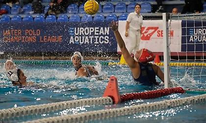 Έχασε από την Τενερίφη και δυσκόλεψε την πρόκριση ο Εθνικός