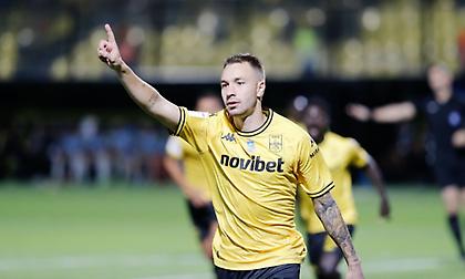 Εκτελεστής Μορόν, έστειλε στην κορυφή τον Άρη!