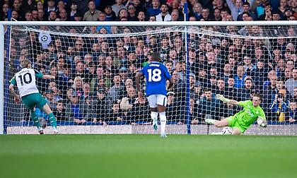 Ο Πίκφορντ έσωσε βαθμό για την Έβερτον, κόντρα στον… θρασύ Γκόρντον