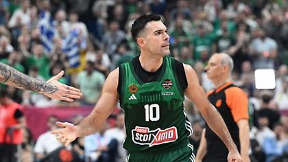 Κώστας Σλούκας: Σε τέτοια ματς δείχνει τι σημαίνει «ηγέτης»