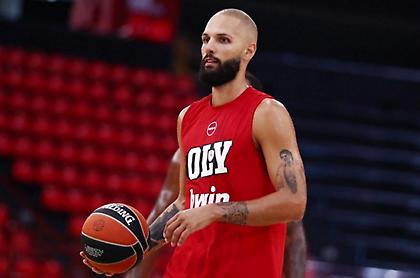 Ολυμπιακός: Σε αναζήτηση… βιβλιοπωλείου βρίσκεται ο Εβάν Φουρνιέ