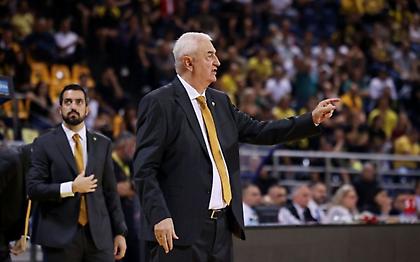 Σάκοτα: «Βελτιωνόμαστε, αλλά ο δρόμος είναι μακρύς - Θέλουμε τον κόσμο της ΑΕΚ δίπλα μας»