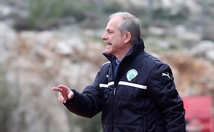 Σταθόπουλος στη «Δίκη»: «Στην Ελλάδα έχουμε μάθει να εξευτελίζουμε τους προπονητές»