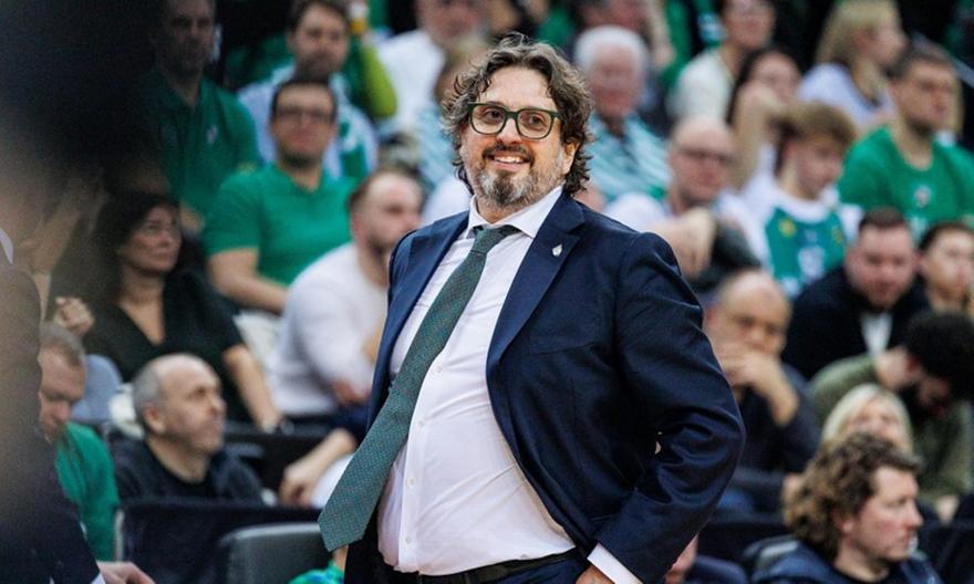 Τρινκιέρι για Ζήση: «Μοναδικός παίκτης και άνθρωπος, αποτελεί παράδειγμα για μία ομάδα»