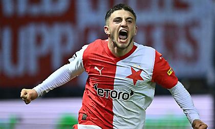 Σάρωσε τα βραβεία στην Τσεχία ο Ζαφείρης: Κορυφαίος παίκτης και καλύτερο γκολ της αγωνιστικής!