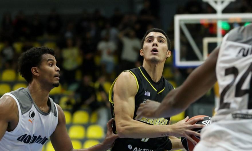 Μαρούσι: Κάταγμα ο Νικολαΐδης