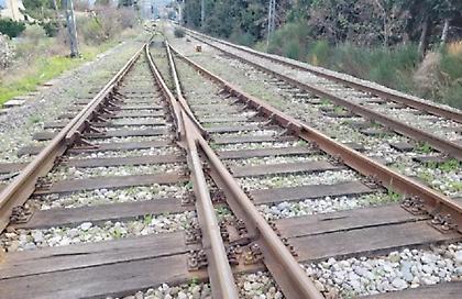 Νεκρός ηλικιωμένος που παρασύρθηκε από αμαξοστοιχία μέσα στον σταθμό των τρένων στο Πλατύ Ημαθίας