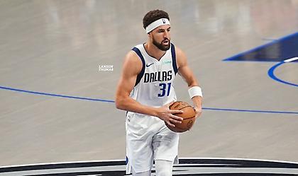 Το ντεμπούτο του Κλέι Τόμπσον με τους Μάβερικς