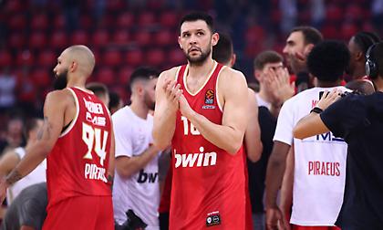 Παπανικολάου: «Συλλυπητήρια στην οικογένεια του Μπάλντοκ - Τα παιδιά της Εθνικής μας συγκίνησαν όλους»