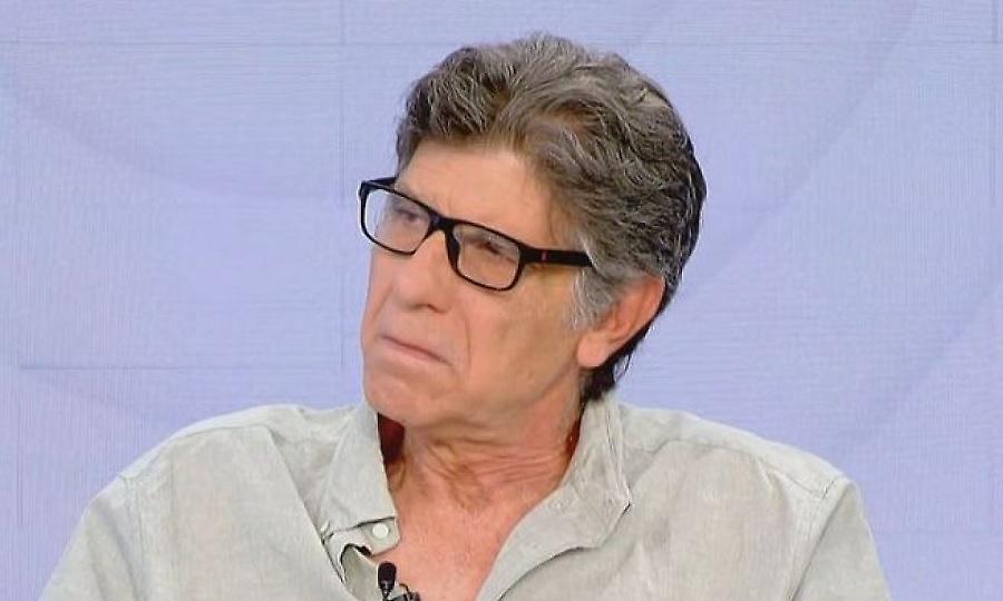 Γιάννης Μπέζος: «Έζησα όλη μου τη ζωή γινόμενος δυσάρεστος επειδή έλεγα την αλήθεια»