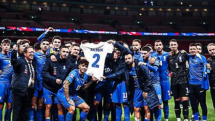 Για να ζητήσεις συγγνώμη πρέπει να τη νιώθεις και να έχεις υπάρξει άνθρωπος, κάτι που για κάποιους το αμφισβητώ!