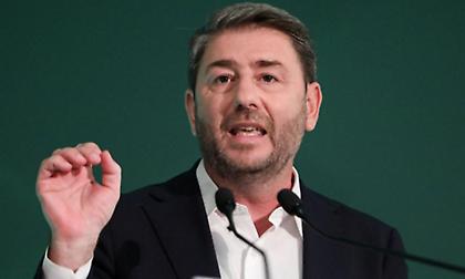 ΠΑΣΟΚ: Μεγάλη νίκη του Νίκου Ανδρουλάκη, τον συνεχάρη ο Χάρης Δούκας