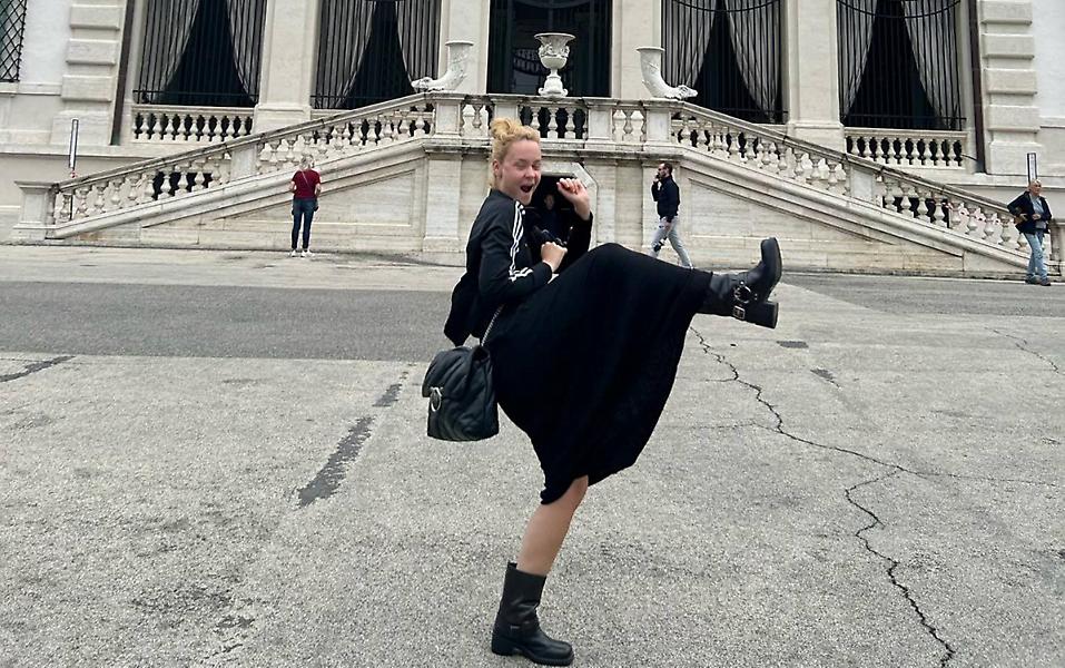 Λένα Παπαληγούρα: Το ταξίδι έκπληξη που οργάνωσε ο άντρας της για την επέτειό τους