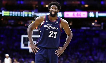 Προφυλάσσουν τον Εμπίντ οι Σίξερς, μένει εκτός έως την πρεμιέρα