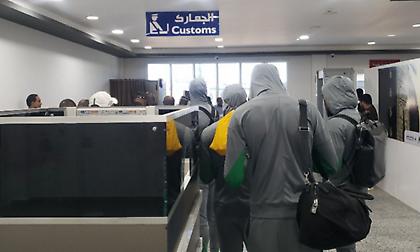 Ταλαιπωρία τέλος: Επιστρέφει στην πατρίδα της μετά από 20 ώρες σε αεροδρόμιο της Λιβύης η αποστολή της Νιγηρίας