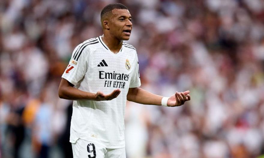 Εμπαπέ: Έρευνα στη Σουηδία για βιασμό σε ξενοδοχείο όπου διέμενε με την παρέα του