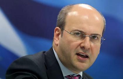 Χατζηδάκης: Καταργείται το τέλος επιτηδεύματος και για τους εργαζόμενους με μπλοκάκια