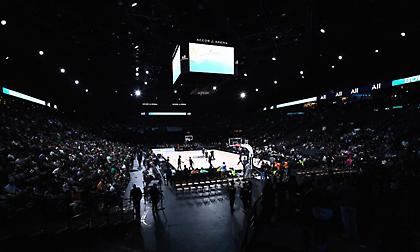 Τρομερή ατμόσφαιρα από 1000 οπαδούς του Παναθηναϊκού εκεί όπου… ράφτηκε το πρώτο αστέρι!